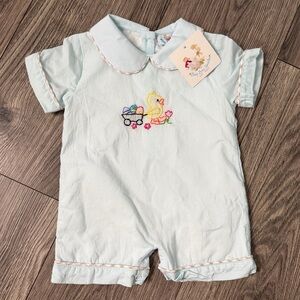 Busy bees Easter outfit